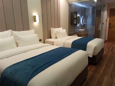 Hotels in Tanauan City from P444 for 2024.